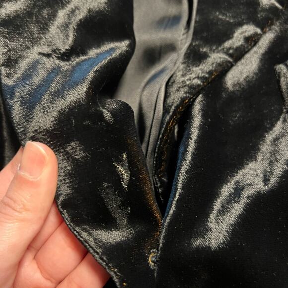 Vintage Velvet Blazer - Picture 11 of 11